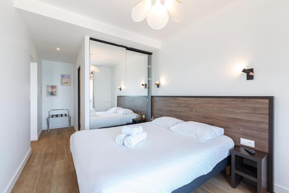 Les Pieds Dans L'Eau - Appartment 2 - Vue Mer Канкаль Экстерьер фото